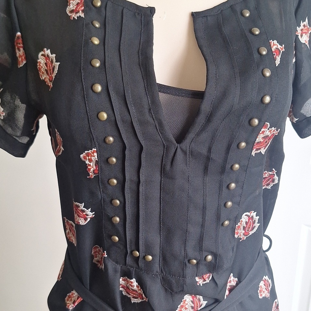 Charlotte Russe Black and Red Paisley Print Belted Dress Size S/M - Picture 2 of 9